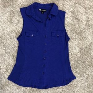 Sleeveless Button Down Collar Top
